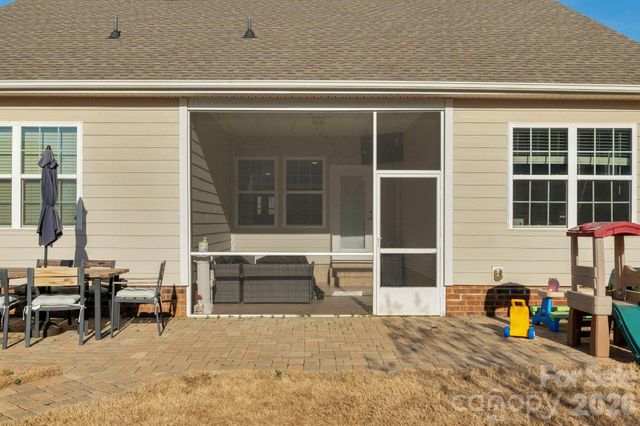 4040 Deep River Way, Waxhaw, NC 28173