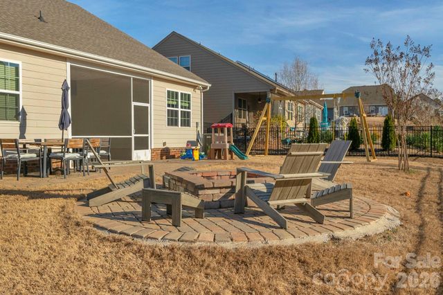 4040 Deep River Way, Waxhaw, NC 28173