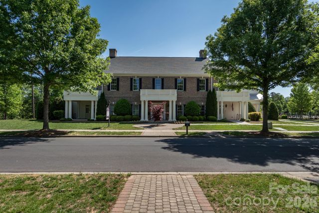 4040 Deep River Way, Waxhaw, NC 28173