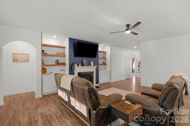 4040 Deep River Way, Waxhaw, NC 28173