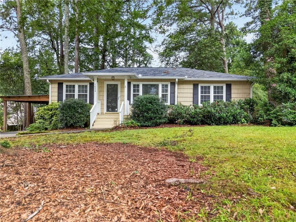 1654 Bristol Drive NE, Atlanta, GA 30329