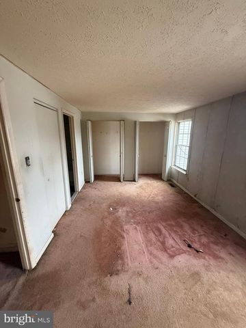 8750 RITCHBORO RD, District Heights, MD 20747