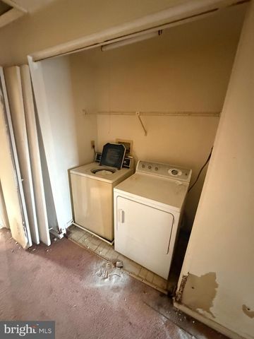 8750 RITCHBORO RD, District Heights, MD 20747