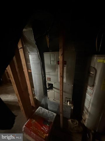 8750 RITCHBORO RD, District Heights, MD 20747