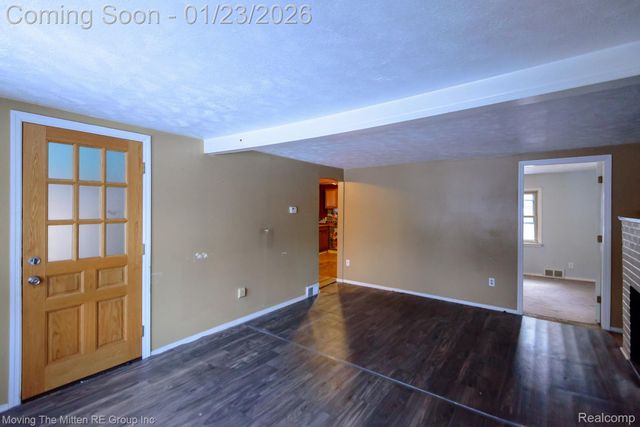 6198 Princess Street, Taylor, MI 48180