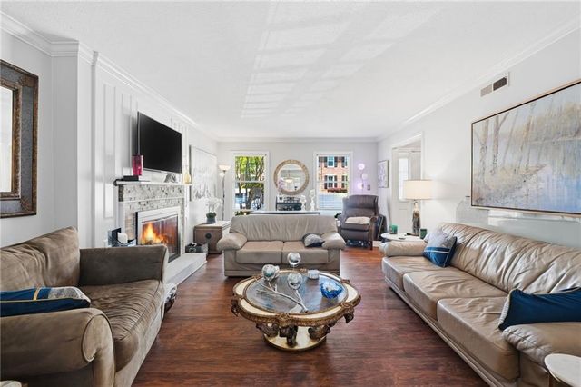 3 Pendleton Place NE, Atlanta, GA 30342