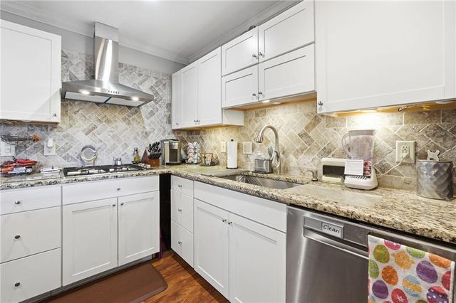 3 Pendleton Place NE, Atlanta, GA 30342