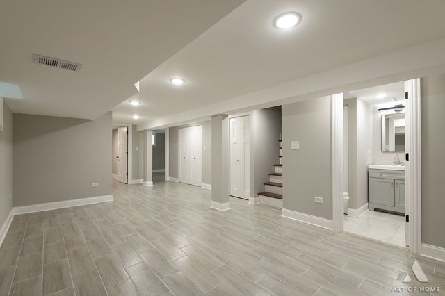 7737 S Champlain Avenue, Chicago, IL 60619