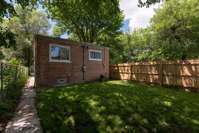 7737 S Champlain Avenue, Chicago, IL 60619