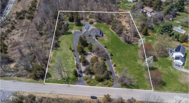 5 Oxbow Ln, Hardyston Twp., NJ 07416