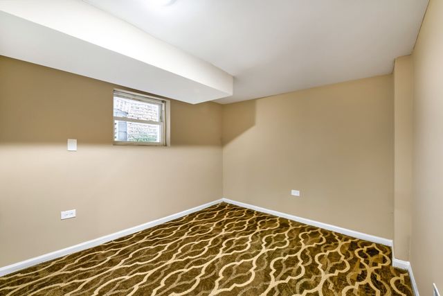 2135 N Kilbourn Avenue, Chicago, IL 60639