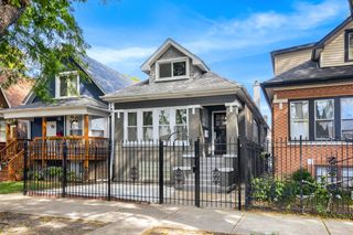 2135 N Kilbourn Avenue, Chicago, IL 60639