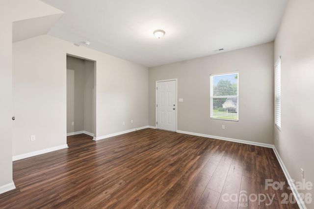 8625 Terra Cotta Drive, Charlotte, NC 28215