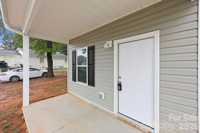 8625 Terra Cotta Drive, Charlotte, NC 28215