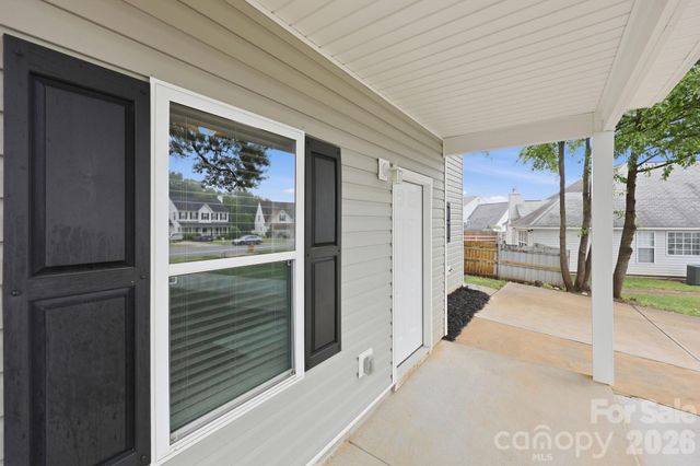 8625 Terra Cotta Drive, Charlotte, NC 28215