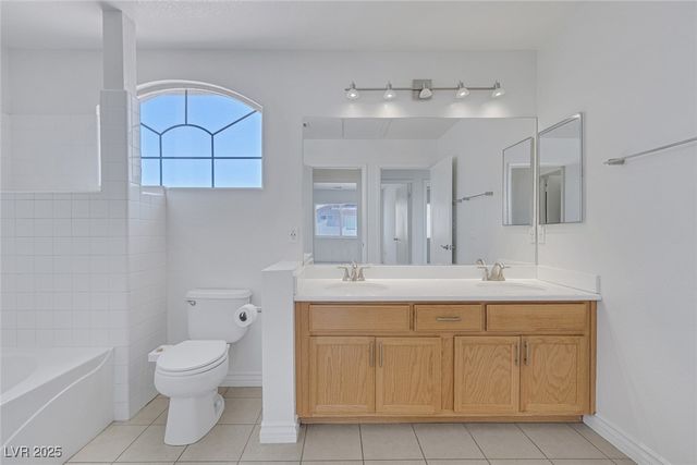 8756 Harvest Valley Avenue, Las Vegas, NV 89129