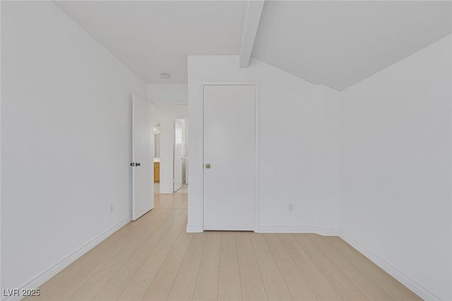 8756 Harvest Valley Avenue, Las Vegas, NV 89129