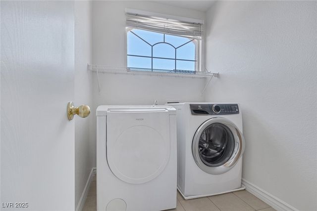 8756 Harvest Valley Avenue, Las Vegas, NV 89129