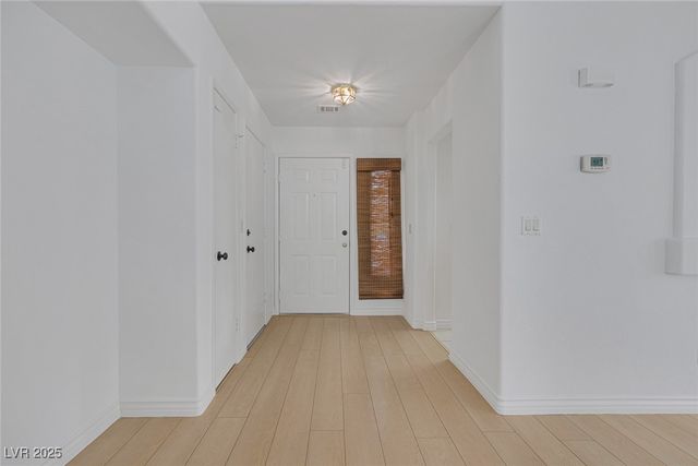 8756 Harvest Valley Avenue, Las Vegas, NV 89129