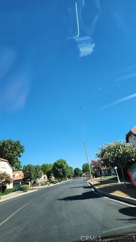 19229 Palo Verde Drive, Apple Valley, CA 92308