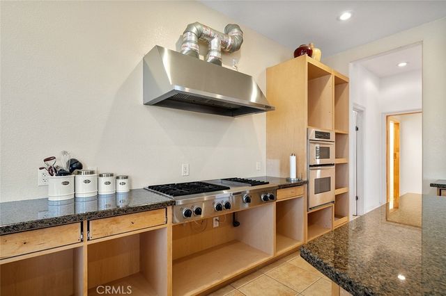 5040 E Avenue T8, Palmdale, CA 93552