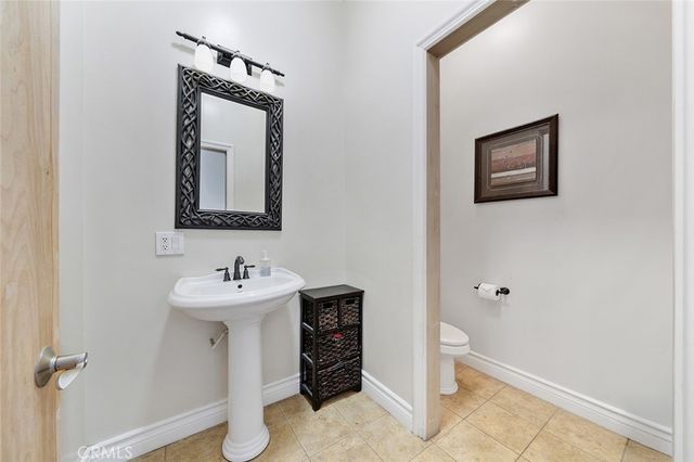 5040 E Avenue T8, Palmdale, CA 93552