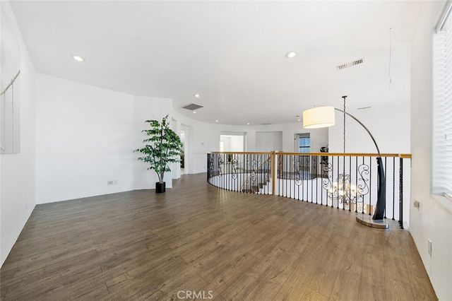 5040 E Avenue T8, Palmdale, CA 93552