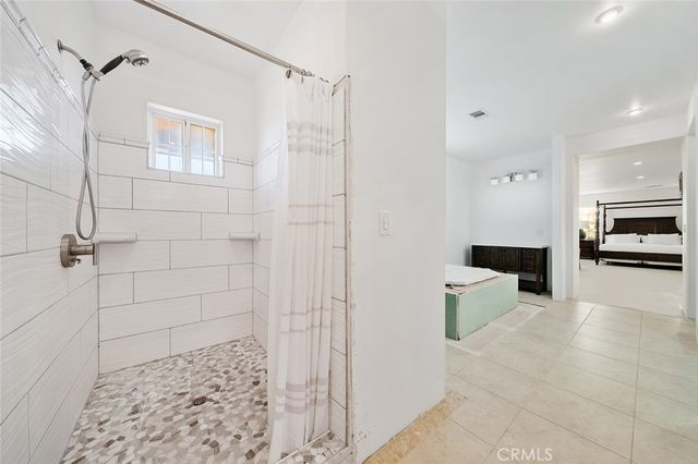 5040 E Avenue T8, Palmdale, CA 93552