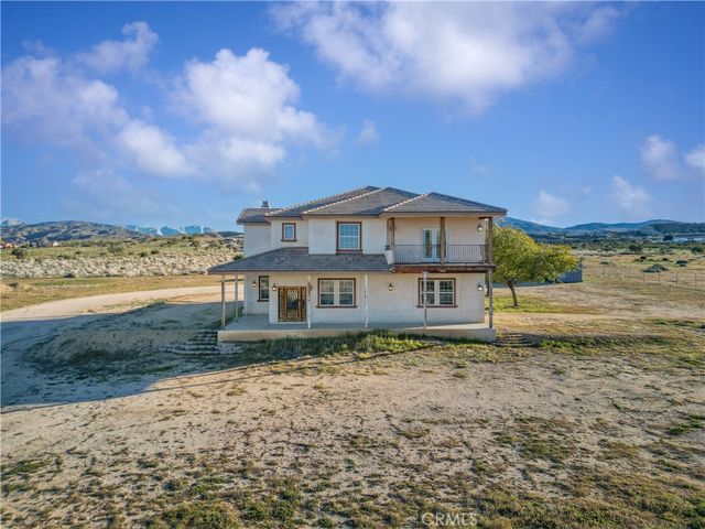 5040 E Avenue T8, Palmdale, CA 93552