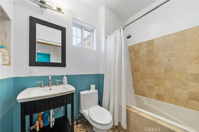 5040 E Avenue T8, Palmdale, CA 93552