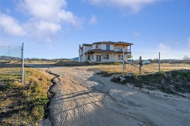 5040 E Avenue T8, Palmdale, CA 93552