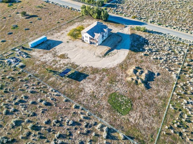 5040 E Avenue T8, Palmdale, CA 93552