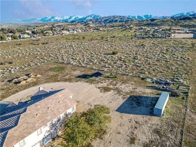 5040 E Avenue T8, Palmdale, CA 93552