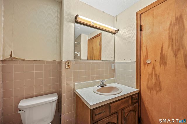 521 West Wolcott Avenue, Windsor, CT 06095