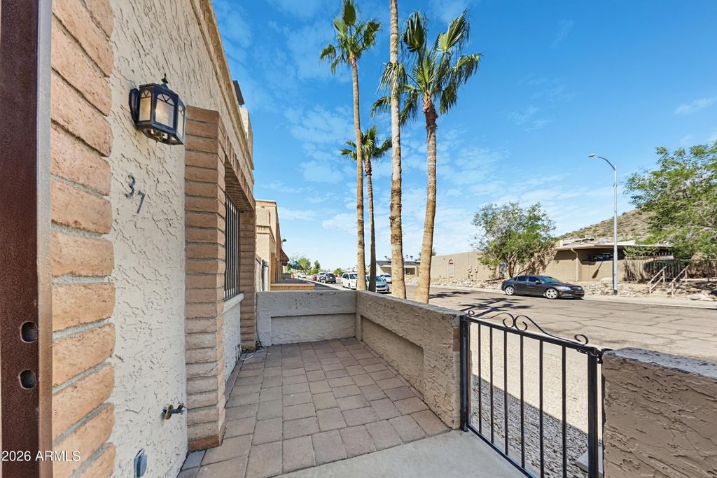 10411 N 11TH Avenue 37, Phoenix, AZ 85021 — photo 2