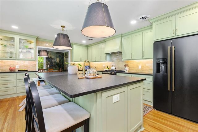 3758 Camellia Drive E, Mobile, AL 36693