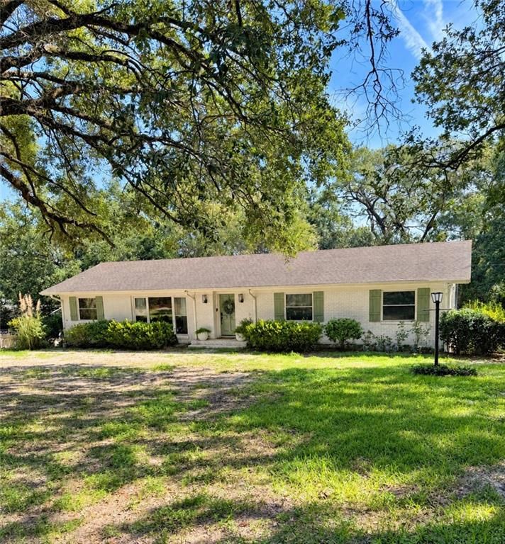 3758 Camellia Drive E, Mobile, AL 36693