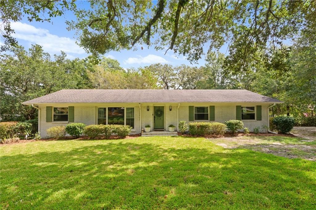 3758 Camellia Drive E, Mobile, AL 36693 — photo 2