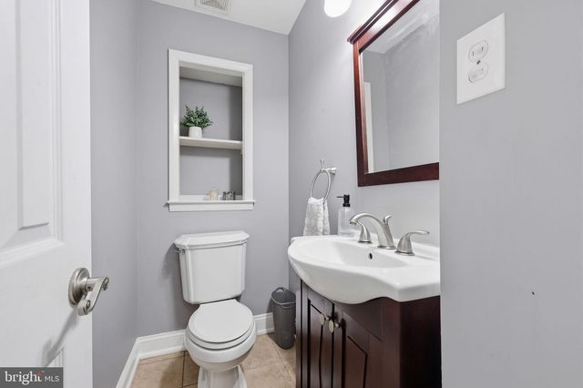 11950 DUMONT RD, Philadelphia, PA 19116