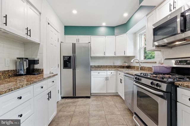 11950 DUMONT RD, Philadelphia, PA 19116