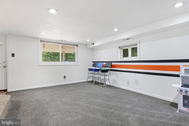 11950 DUMONT RD, Philadelphia, PA 19116