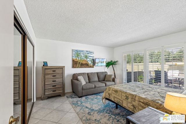 2671 N Whitewater Club Drive, Palm Springs, CA 92262