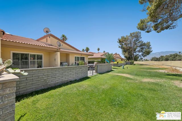 2671 N Whitewater Club Drive, Palm Springs, CA 92262