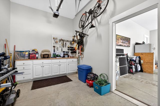 567 Riverwatch Trce, Sparta, TN 38583