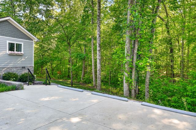 567 Riverwatch Trce, Sparta, TN 38583