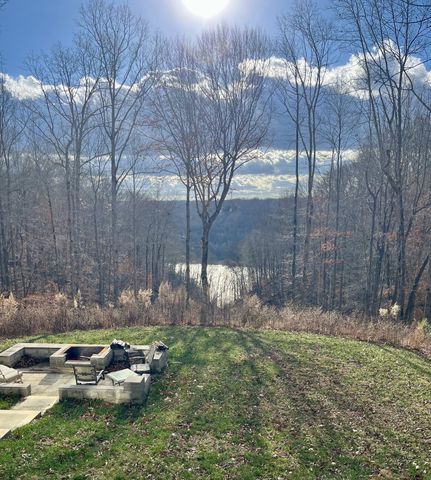 567 Riverwatch Trce, Sparta, TN 38583