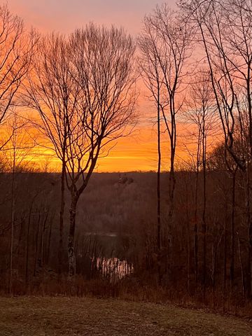 567 Riverwatch Trce, Sparta, TN 38583