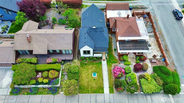 1517 6th Street, Anacortes, WA 98221
