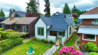 1517 6th Street, Anacortes, WA 98221
