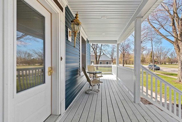 180 S BEEBE AVENUE, Peshtigo, WI 54157